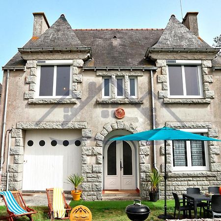 Ty Geoland: Charming Garden Home in Guilvinec with Wi-Fi Exterior photo
